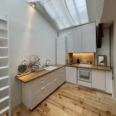 Eleusis-paris * Párizs