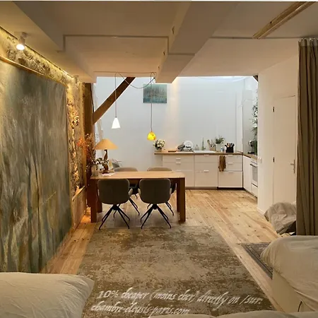 Eleusis-paris Apartman
